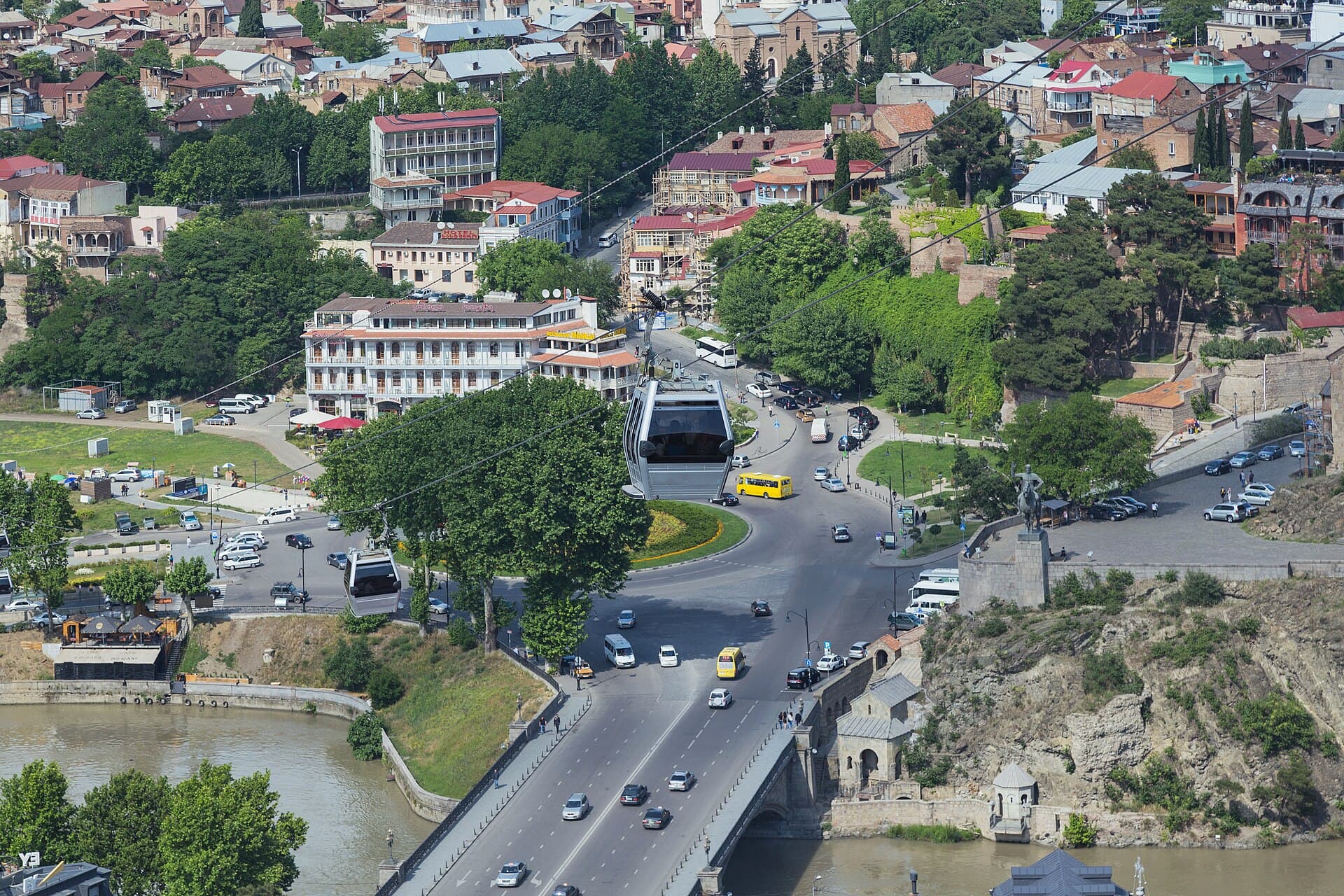 თბილისი